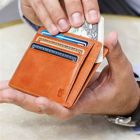 what is an rfid wallet